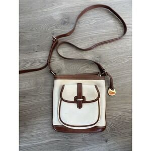 Dooney‎ & Bourke, Vintage Pebble Grain Letter Carrier Crossbody, Cream/Brown